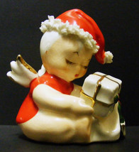 Vintage NAPCO Small Baby Angel with Gift - £23.65 GBP