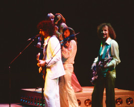 Electric Light Orchestra 8x10 Photo Poster Jeff Lynne in Concert 1970&#39;s - £6.42 GBP