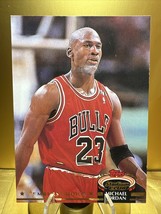 1992-93 Topps Stadium Club Michael Jordan Members Choice Gold #210 Chicago Bulls - $9.50