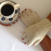 Alpaca Gloves - Soft Warm Fair Trade Hand Knit Fingerless White Wool Mittens - £34.32 GBP