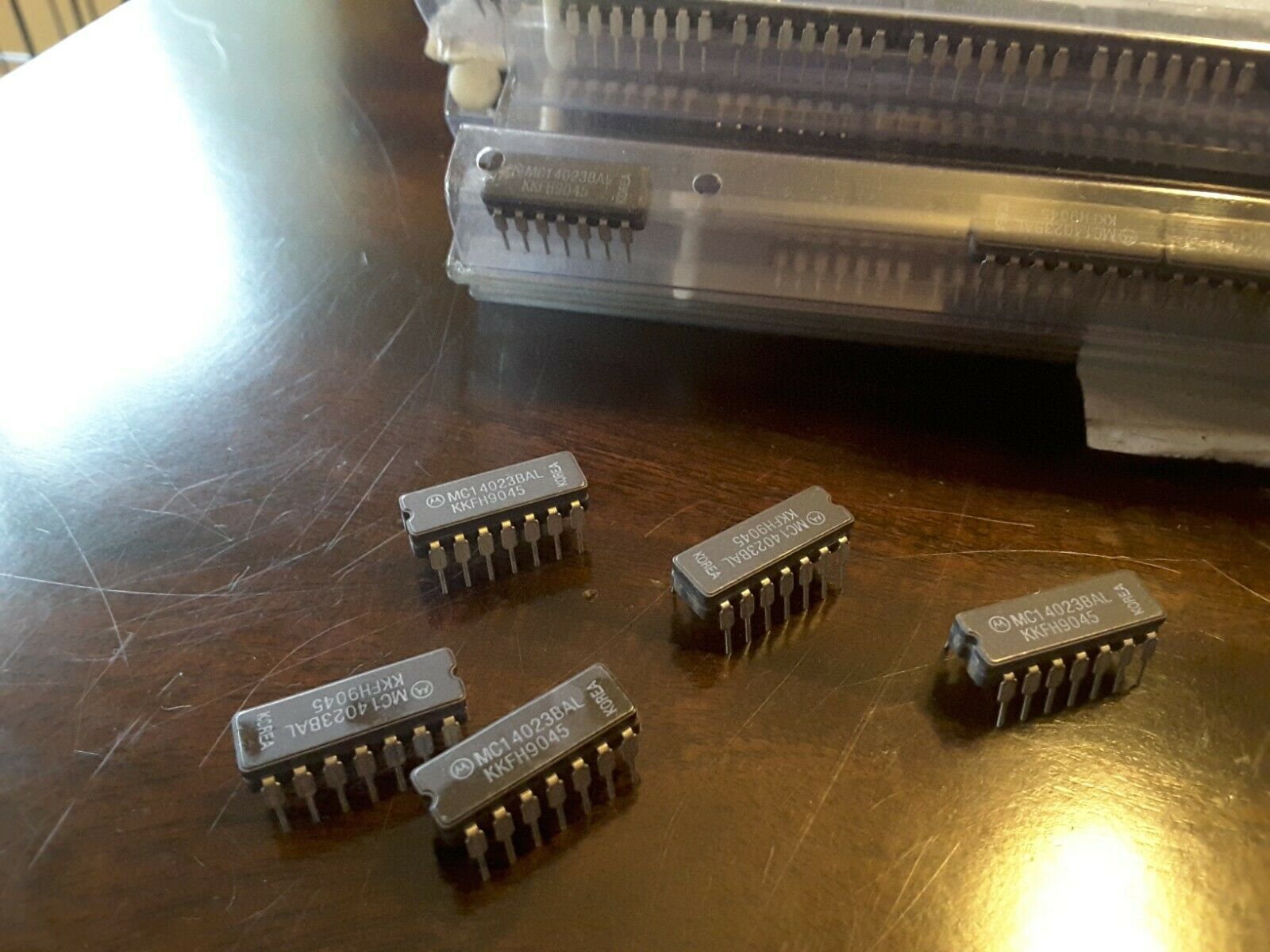 (5PCS) MC14023BAL Logic Circuit 3 3-Input NAND CMOS 14 Pin Ceramic DIP M... - $9.74