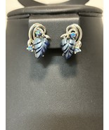 Vtg Blue AB Lucite Leaf Signed Star Screw Back  Earrings J357 - $399.40 MXN