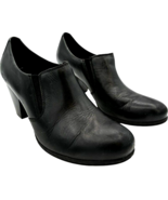 born concepts women&#39;s B0C BC3614 Black Leather 2.5 in heel booties size 8 - $13.79