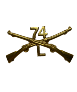 U.S. ARMY, 74th INFANTRY REGIMENT, L COMPANY, ENLISTED CAP DEVICE - $556.85 MXN