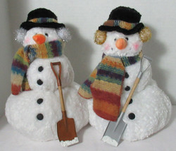 Russ Berrie Stuffed Snowman SNOWBALL 10" Winter Christmas Holiday Decoration - £23.54 GBP