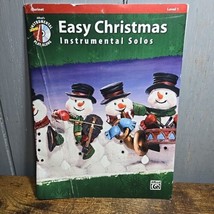 Easy Christmas Instrumental Solos  Level 1  Clarinet  Book   With Cd - $110.16 MXN