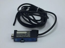Keyence FS2-60P Photoelectic Sensor  - $18.60