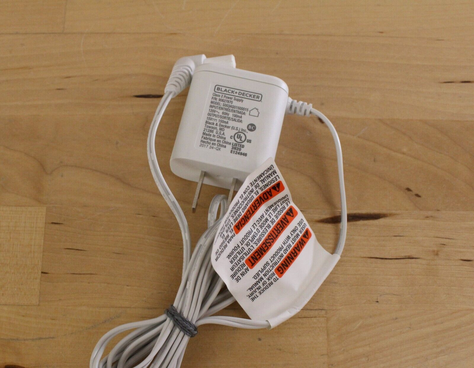 BLACK & DECKER Dustbuster Vacuum Charger 15V Power Adapter 90627870 - $8.90