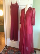 2 pc Vintage Lorraine Nightgown  Robe peignoir long Nylon eeuc/nwot - £42.88 GBP