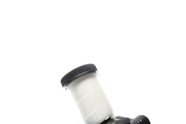 1990-2005 MAZDA MIATA MX-5 MANUAL CLUTCH MASTER CYLINDER AND RESERVOIR P5787 image 2