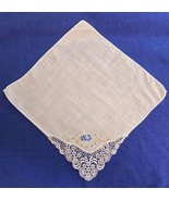 Vintage Ladies White Hankie 10 x 9.75&quot; Embroidery Flowers &amp; White Lace - €10,38 EUR