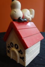 Peanuts Snoopy Doghouse Radio 1958 Determined productions - £23.01 GBP