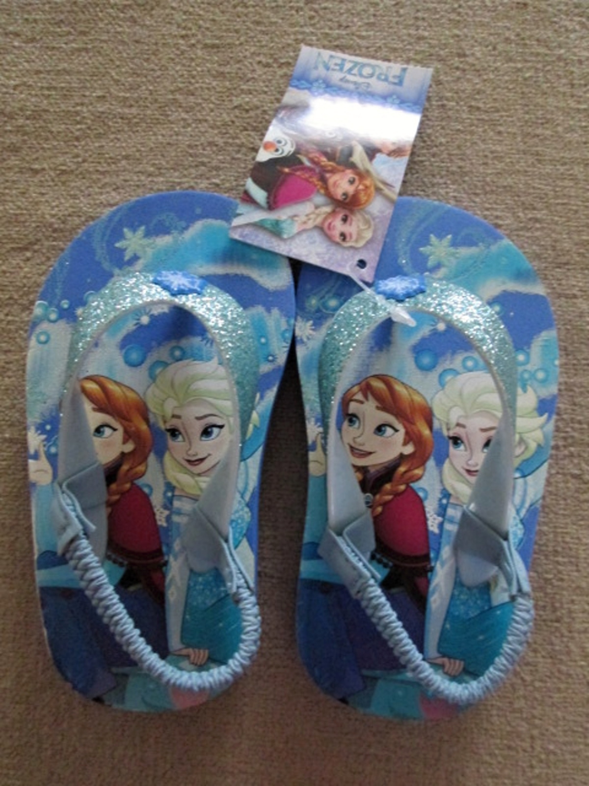 NWT Girls Frozen Thong Sandals W/Ankle Strap Size Small 5/6  - £8.75 GBP
