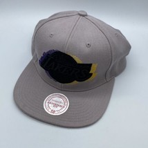 Los Angeles Lakers Cool Gray  Mitchell &amp; Ness Snapback Hat - £17.38 GBP