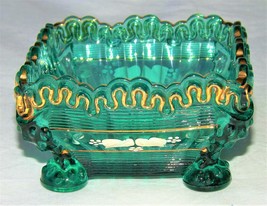 1898-1903 Northwood Alaska Pattern Green Glass Berry Bowl w/ Enamel &amp; Gilt EAPG - £319.73 GBP