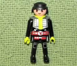 Vintage Playmobil Adult Man Black Outfit Centurion Warrior Red Scorpion 1997 Toy - $1.80