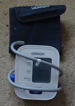 Omron Blood Pressure Machine BP710N - £8.01 GBP