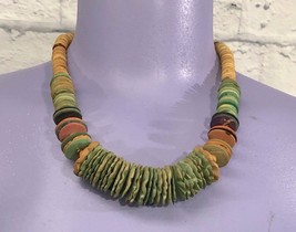 Wafer Beads Tie Dye Design Multi Color Women&#39;s Necklace Barrel Clasp Boho Hippie - £13.64 GBP