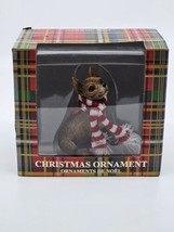Sandicast Christmas Ornament Hand Cast &amp; Hand Painted Chihuahua Dog - £19.97 GBP