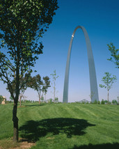 Gateway Arch in Gateway Arch National Park St. Louis Missouri Photo Print - £6.98 GBP+