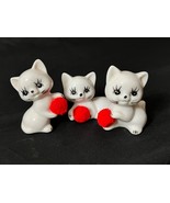 3 Vintage White Porcelain Kittens Cats Figurines Holding a Ball of Yarn - $34.13 CAD