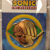Sonic The Hedgehog Knuckles The Echidna Golden Series Enamel Pin Official Badge - $14.48