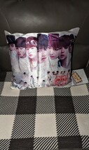 Bts pillow - $276.23 MXN