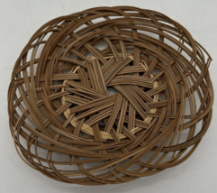 Woven Wicker Shallow Basket 8” Trinkets Jar Candle Round Wall Decor - £7.88 GBP