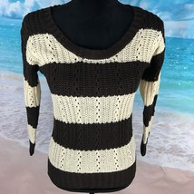 l.e.i.: Brown &amp; Off White Striped Sweater - Jr. medium - £8.32 GBP