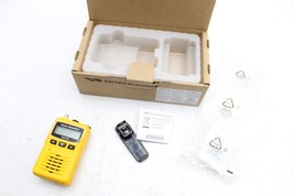 VERTEX STANDARD EVX-S24 TWO-WAY DIGITAL RADIO E5693 image 9