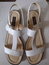 Jennifer Moore White Sandals 9.5 Medium New - £19.73 GBP