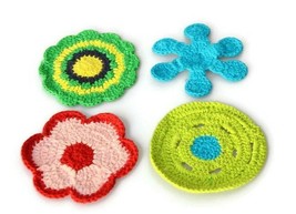 Crocheted coasters colorful flower shaped doily set of 4 - £17.94 GBP