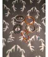 Jewelry Lot Bracelets And Necklaces Estate Sale New&amp;old - $26.87 CAD