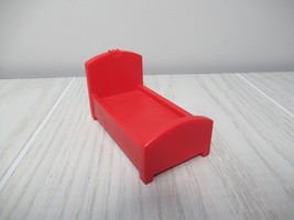 Vintage Fisher Price Little People Castle #993 Red Royal single bed - £4.73 GBP