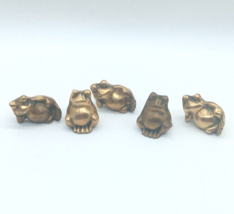 Vtg Brass Frog Figures Paperweights Ornaments Collectibles Sitting Relaxing (5) - £39.56 GBP
