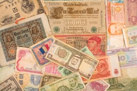 Verschiedene Welt Geldscheine. Europa, Asien, Zentral &amp; Süd Amerika. 50 ... - £98.07 GBP