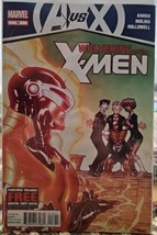 Uncanny X-Men: Avengers vs X-Men Comic Book Marvel #18 2012 - $9.89