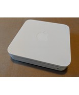 Apple AirPort Extreme A1354 54Mbps 1000Mbps Wireless N Router 802.11n/b/a/g - $24.62 CAD