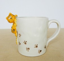 Vtg ceramic tiger cub cat kitten pawprints 3D coffee mug cup KIC Japan Spencers - £14.38 GBP