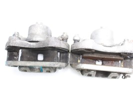 03-06 INFINITI G35 COUPE FRONT LEFT & RIGHT BRAKE CALIPERS PAIR Q6223 image 3