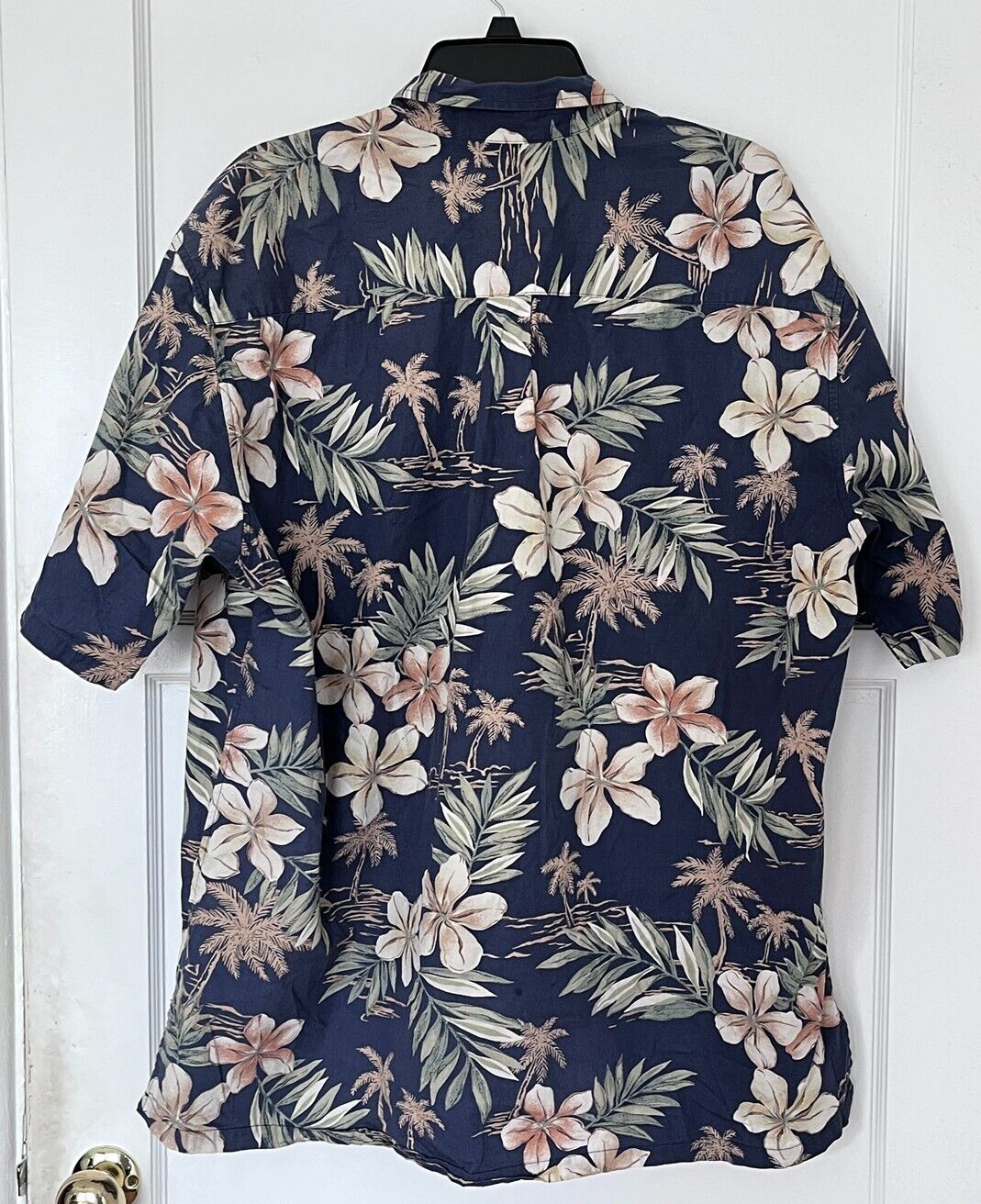 Hawaiian Style Shirt - Cooke Street - Island Floral Patter - Sz L(?) - $24.72