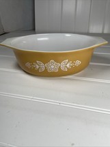 Vintage 1970&#39;s Pyrex #043 1.5 Qt Oval Casserole Dish - Butterfly Gold - No Lid - $14.95