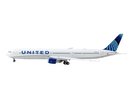 Boeing 767-400ER Commercial Aircraft &quot;United Airlines&quot; (N76064) White with Blue  - $73.85