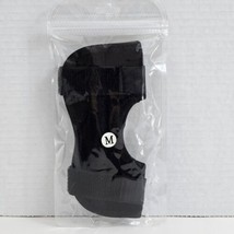 Dog Knee Brace size Medium Adjustable Hook and Loop Closure Black - £3.90 GBP