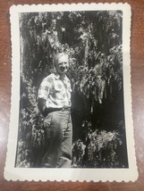 Pensive Man Posing In Front Of Trees 1950s Original Photo 3.5x5&quot; - £9.37 GBP