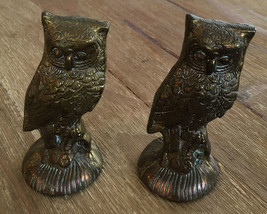 Pair of Matching Vintage Brass Owl Figurines Made in India 4.75&quot; H x 2.25&quot; W - £38.37 GBP