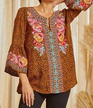 Savanna Jane embroidered split neckline top in Mocha Multi - £32.86 GBP