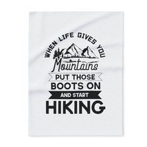 Personalized Arctic Fleece Blanket with Motivational Hiking Quote - £19.70 GBP+