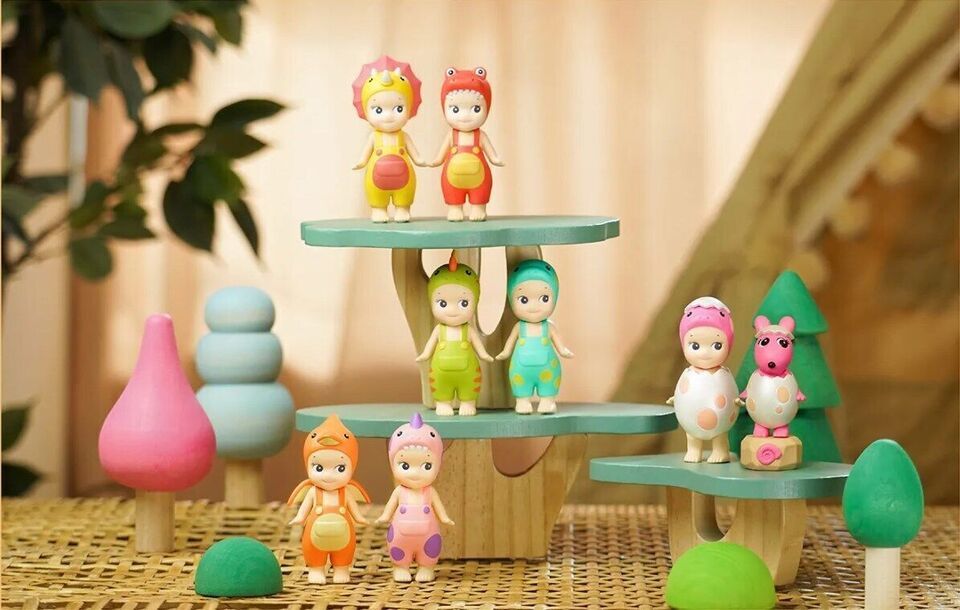 Authentic Sonny Angel Dinosaur Series (1 Blind Box Figure) Designer toy NEW！