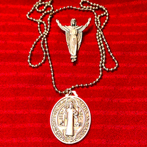 Unisex Vintage Jesus Ascension Necklace and Magnet - $27.72
